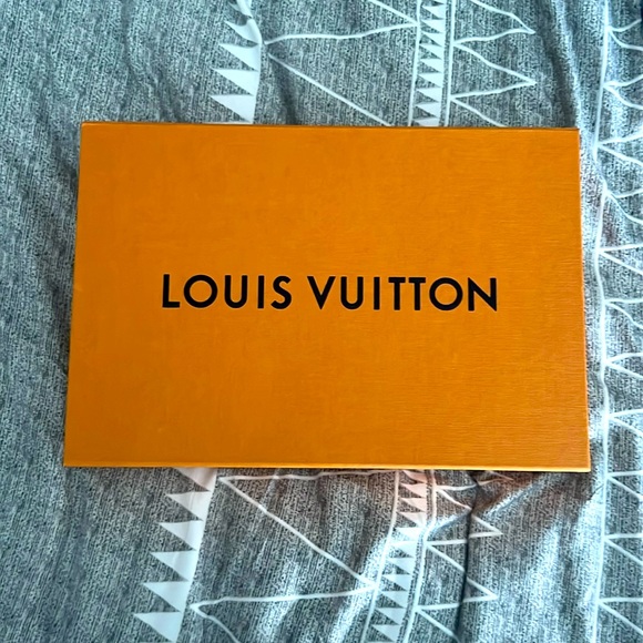 LOUIS VUITTON Orange Storage Gift Box - Picture 1 of 5